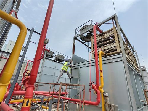 冷卻塔廠家淺析玻璃鋼冷卻塔常見兩大問題(3500立方玻璃鋼冷卻塔價格)