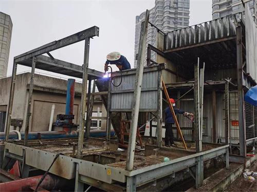 密閉式冷卻塔可拆分成哪幾部分?(濕式冷卻塔可分為哪幾類(lèi))
